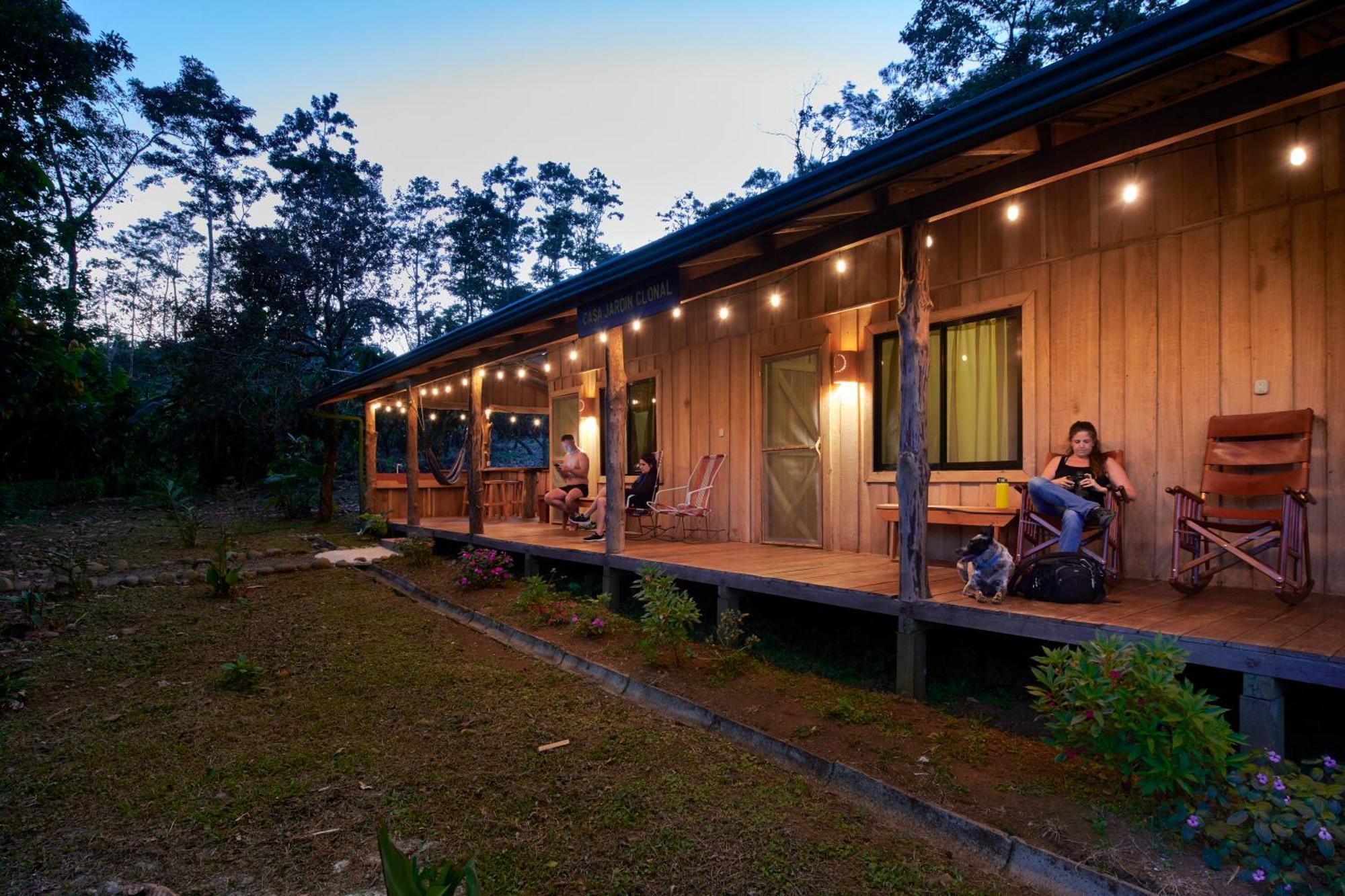 Finca Amistad Cacao Lodge Bijagua Exterior foto
